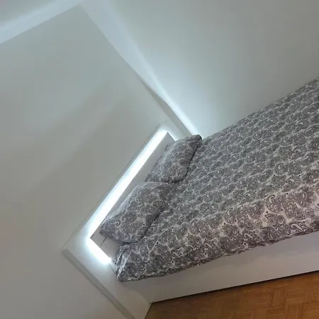 Διαμέρισμα Modern Functional Ideal Location